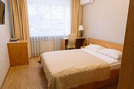 Двухместный номер Улучшенный двуспальная кровать, Отель и ресторанный комплекс Шишкин, Елабуга