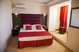 Двухместный номер Comfort двуспальная кровать, Отель Милот, Волжский