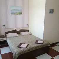 Двухместный номер Классический с балконом двуспальная кровать, Отель Гостеев, Джубга