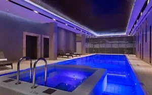 Бассейн — Отель «DoubleTree by Hilton Moscow — Vnukovo Airport», Москва
