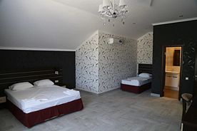 Двухместный номер люкс двуспальная кровать, Отель Парадиз, Темрюк