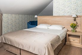 Двухместный номер Comfort с видом на озеро двуспальная кровать, Отель Теплица Парк, поселок Барвиха