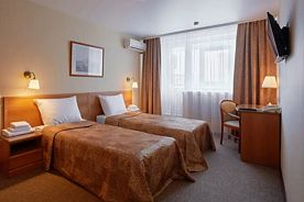 Двухместный номер Standard с балконом 2 отдельные кровати, Отель Гостиница Обь, Сургут