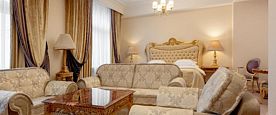 Двухместный люкс Romantic двуспальная кровать, Отель Radisson Collection Hotel, Moscow, Москва