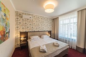 Двухместный номер Deluxe с видом на город двуспальная кровать, Отель Ресторанно-Гостиничный комплекс Грязи, Грязи