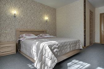 Отель Ладомир на Зельевом