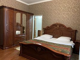 Полулюкс № 15 с 2 комнатами, Отель Снежная Королева, Черкесск