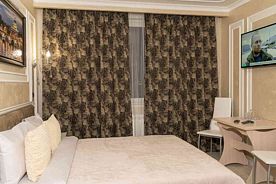 Полулюкс, Отель Сити, Москва