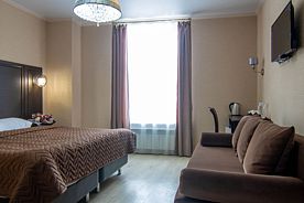 Двухместный семейный номер Comfort двуспальная кровать, Отель Sweet Йорт, Казань