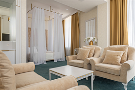 Люкс Wedding (номер улучшенной категории для молодоженов), Отель Pellegreen Hotel&Restaurant, Ставрополь