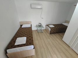 Двухместный номер Стандартный (корпус 2) 2 отдельные кровати, Отель Удача, Светлоград