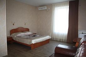 Двухместный номер Standard двуспальная кровать, Отель Gostinitsa Korsar, Новороссийск