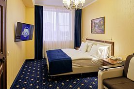 Двухместный люкс Comfort двуспальная кровать, Бизнес-отель, Старый Оскол