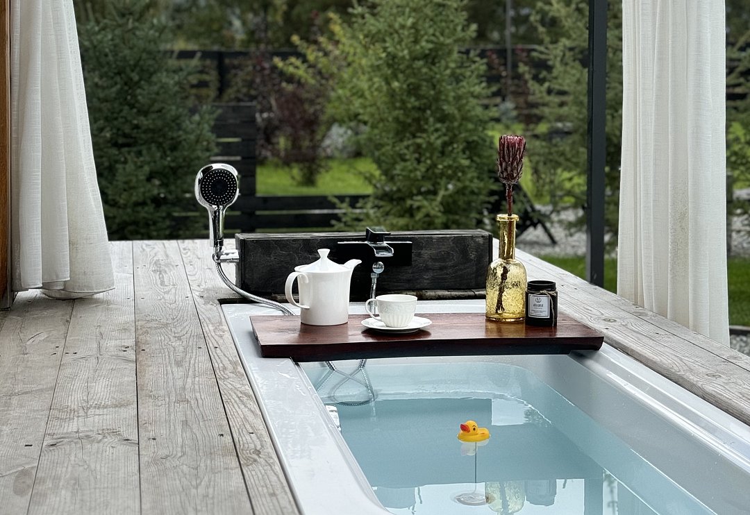 Дом 2-местный 2-комнатный (с камином и ванной на террасе)