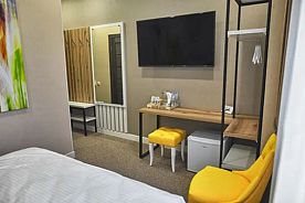 Двухместный номер Стандартный 6 двуспальная кровать, Отель July Hotel, Ставрополь