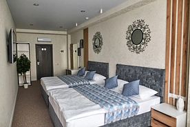 Четырёхместный номер Просторный Стандартный 3, Отель July Hotel, Ставрополь