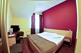 Двухместный номер Comfort двуспальная кровать, Отель Меблированные Комнаты Рябинка, Губкинский