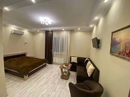 Двухместный люкс с красивым видом из окна двуспальная кровать, Отель Райское наслаждение, Боровская