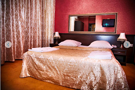 Двухместный номер Deluxe двуспальная кровать, Отель Премьер, Крымск