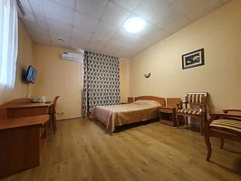 Двухместный номер Comfort двуспальная кровать, Отель ДОС, Хабаровск