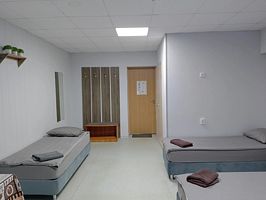Кровать в общем номере, Отель Авиатор, Ханты-Мансийск