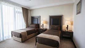 Premium 2-местный, premium two bedroom, Санаторий CHINAR HOTEL&SPA NAFTALAN, Нафталан
