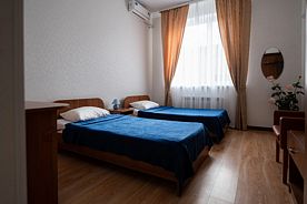Двухместный полулюкс 2 отдельные кровати, Отель Djump, Апшеронск