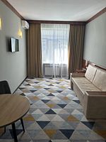 Run of House, Отель Сова, Балаково