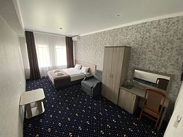 Двухместный номер Делюкс двуспальная кровать, Отель Старый Замок, Славянск-на-Кубани