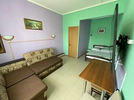 Четырёхместный номер Economy, Отель Гостиница Глория, Пятигорск