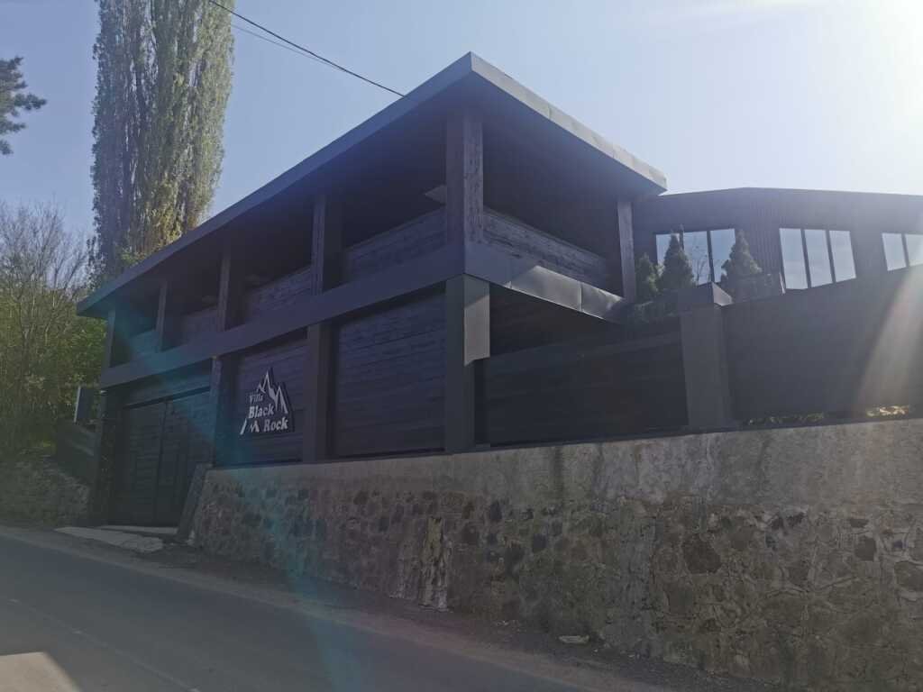 Отель Черная скала, село Соколиное, Крым