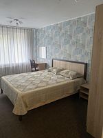 Четырёхместный люкс с 3 комнатами с балконом и с красивым видом из окна, Отель Галкино, Рамонский район