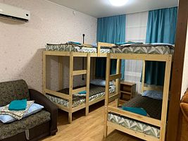 Кровать в общем номере (мужской номер), Отель Кедр, Красноярск