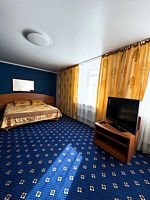 Двухместный номер Comfort двуспальная кровать, Отель Киевская, Нягань