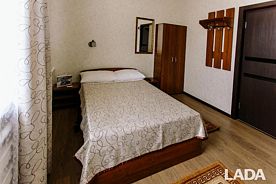 Двухместный номер Standard с красивым видом из окна двуспальная кровать, Отель Lada Hotel, Кропоткин
