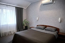 Полулюкс, Отель Пристань, Подпорожский район