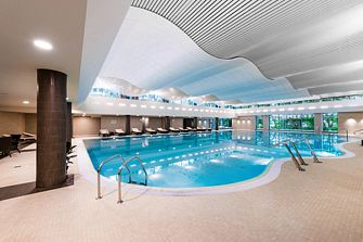 Отель Parklane Resort and Spa