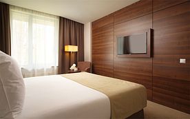Двухместный полулюкс двуспальная кровать, Отель Parklane Resort and Spa, Санкт-Петербург