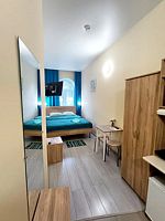 Двухместный люкс №304 с видом на Кремль двуспальная кровать, Отель Золотой Клевер, Нижний Новгород