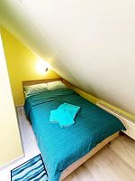 Двухместный номер Эконом №401 Мансарда двуспальная кровать, Отель Золотой Клевер, Нижний Новгород
