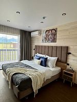 Двухместный номер Comfort с балконом и с красивым видом из окна 2 отдельные кровати, Отель Саянский марал, поселок Аршан