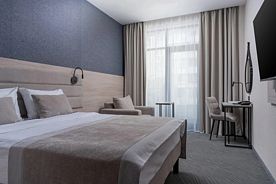Двухместный номер Superior с балконом и с красивым видом из окна двуспальная кровать, Отель Moris, Новороссийск