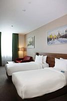 Двухместный номер Deluxe 2 отдельные кровати, Конгресс Отель Екатеринбург, Екатеринбург