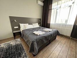 Двухместный люкс двуспальная кровать, Отель Сова, Лакинск