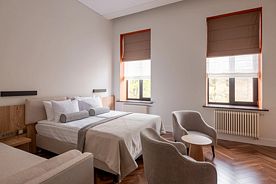 Двухместный джуниор сьют двуспальная кровать, Отель Hovard Club, Санкт-Петербург