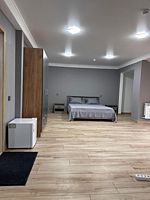Двухместный номер Comfort с балконом и с видом на море двуспальная кровать, Отель Senator, Махачкала