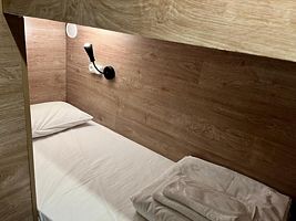 Одноместный номер Стандартный (без окна, нижняя кровать), Отель SHELTERZ Три вокзала, Москва