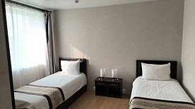 Трёхместный люкс, Отель Вояж, Межгорье