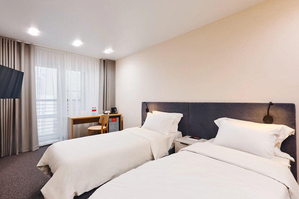 AZIMUT Сити Отель Тюмень, Тюменская область: фото 4