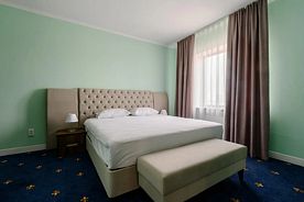 Двухместный люкс Superior двуспальная кровать, Отель Юнис, Астрахань
